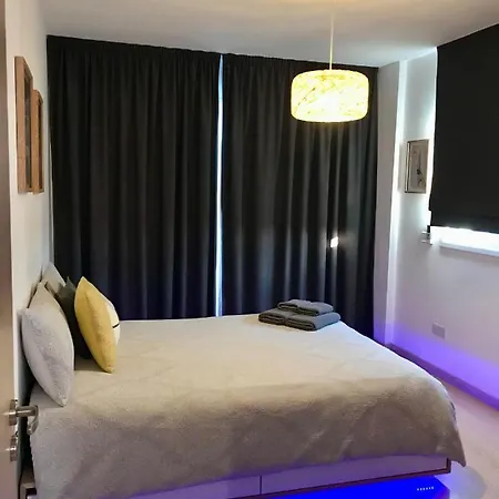 아파트 Fat Cow 101