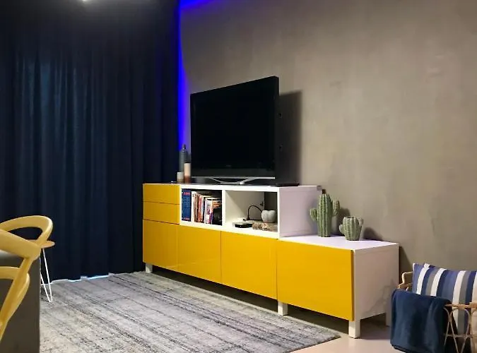 Fat Cow 101 * Larnaca